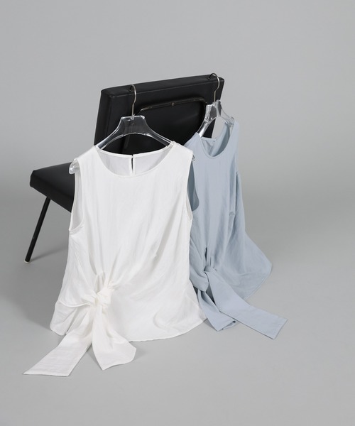 select MOCA Et(セレクトモカエト)の「【Et】Asymmetrical Sleeveless Blouse(シャツ/ブラウス・レディース・ホワイト/サックスブルー・FREE)」の13枚目の写真