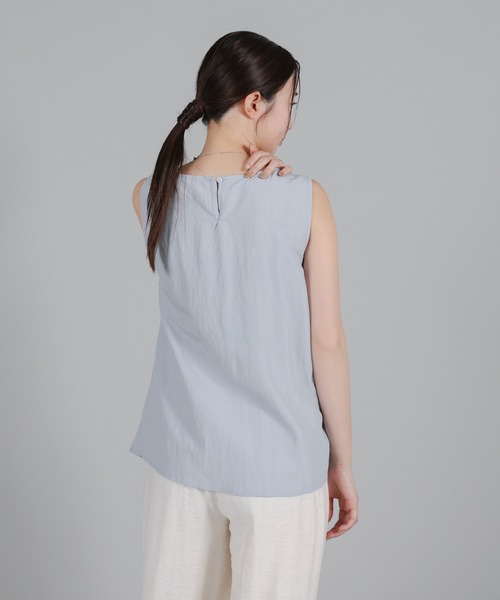 select MOCA Et(セレクトモカエト)の「【Et】Asymmetrical Sleeveless Blouse(シャツ/ブラウス・レディース・ホワイト/サックスブルー・FREE)」の9枚目の写真