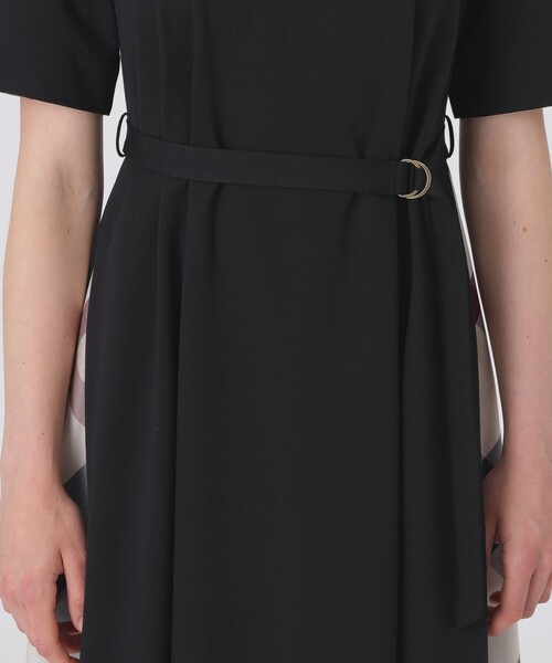 BLUE LABEL CRESTBRIDGE(ブルーレーベルクレストブリッジ)の「【一部店舗限定】シルケットポンチドレス(ワンピース・レディース・ブラック/ネイビー・40/38/36)」の5枚目の写真