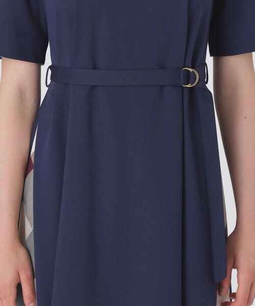 BLUE LABEL CRESTBRIDGE(ブルーレーベルクレストブリッジ)の「【一部店舗限定】シルケットポンチドレス(ワンピース・レディース・ブラック/ネイビー・40/38/36)」の13枚目の写真