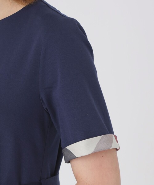 BLUE LABEL CRESTBRIDGE(ブルーレーベルクレストブリッジ)の「【一部店舗限定】シルケットポンチドレス(ワンピース・レディース・ブラック/ネイビー・40/38/36)」の16枚目の写真