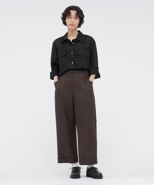 MARGARET HOWELL(マーガレットハウエル)の「SHEER COTTON STRIPE(シャツ/ブラウス・レディース・ホワイト/ブラック・1/2/3)」の6枚目の写真