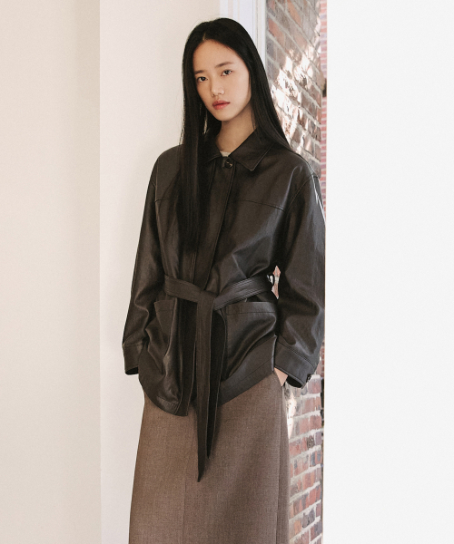 LEFTSEOUL（レフトソウル）の「シンセティックレザー ベルト付きハーフジャケット [ダークブラウン]（ライダースジャケット・レディース・ダークブラウン・FREE）」の3枚目の写真