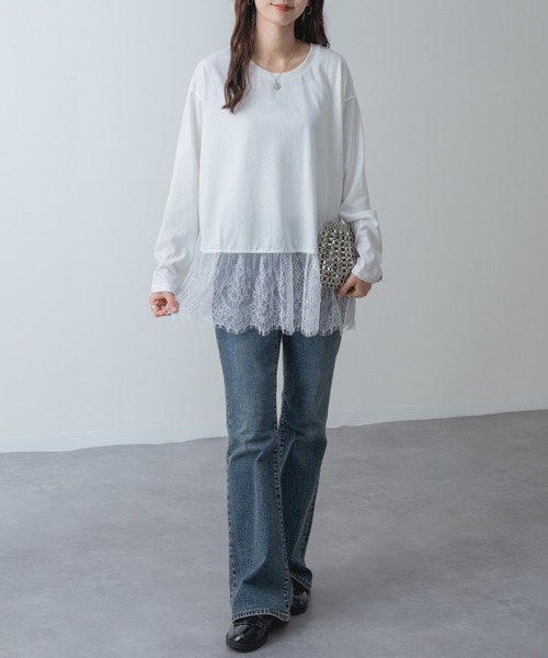 refinedworks(リファインドワークス)の「【refinedworks】1枚で レイヤード が完成! 裾レース ドッキング プルオーバー(Tシャツ/カットソー・レディース・ホワイト/ブラック・FREE)」の11枚目の写真
