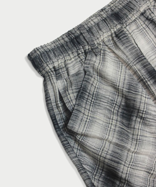 amok(アモク)の「CRASH CHECK PANTS(その他パンツ・メンズ・ブラック/レッド・M/L/S)」の11枚目の写真