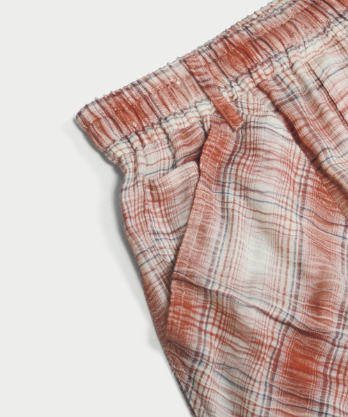 amok(アモク)の「CRASH CHECK PANTS(その他パンツ・メンズ・ブラック/レッド・M/L/S)」の5枚目の写真