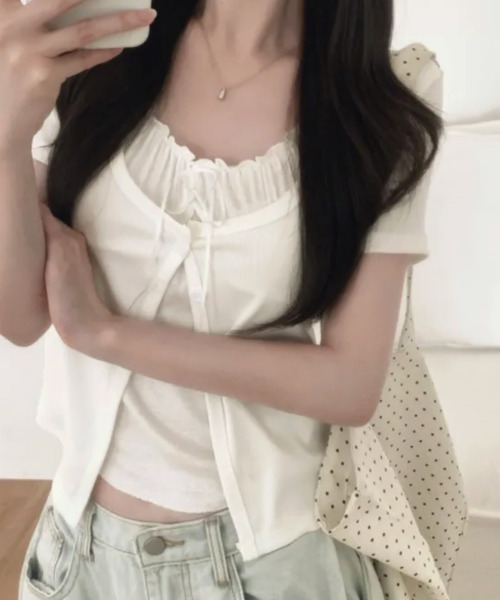 VIVID LADY(ビビッドレディー)の「フェイクレイヤード カーディガン風 プルオーバー半袖トップス(Tシャツ/カットソー・レディース・ライトブルー/グレー/ブラック/アイボリー・FREE)」の6枚目の写真