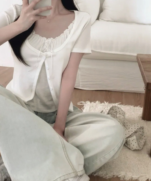 VIVID LADY(ビビッドレディー)の「フェイクレイヤード カーディガン風 プルオーバー半袖トップス(Tシャツ/カットソー・レディース・ライトブルー/グレー/ブラック/アイボリー・FREE)」の8枚目の写真