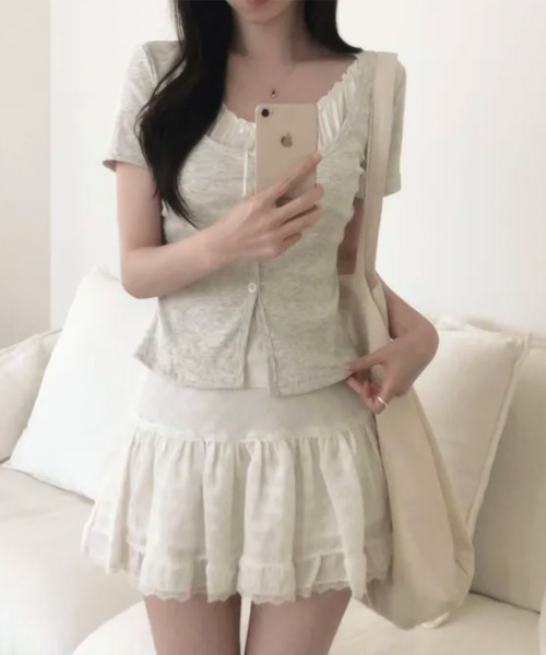VIVID LADY(ビビッドレディー)の「フェイクレイヤード カーディガン風 プルオーバー半袖トップス(Tシャツ/カットソー・レディース・ライトブルー/グレー/ブラック/アイボリー・FREE)」の18枚目の写真