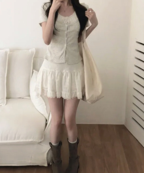 VIVID LADY(ビビッドレディー)の「フェイクレイヤード カーディガン風 プルオーバー半袖トップス(Tシャツ/カットソー・レディース・ライトブルー/グレー/ブラック/アイボリー・FREE)」の19枚目の写真