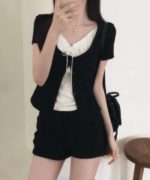 VIVID LADY(ビビッドレディー)の「フェイクレイヤード カーディガン風 プルオーバー半袖トップス(Tシャツ/カットソー・レディース・ライトブルー/グレー/ブラック/アイボリー・FREE)」の21枚目の写真