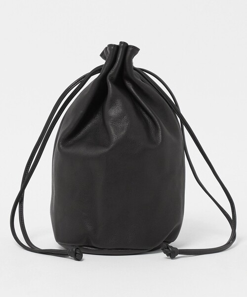 UNITED ARROWS(ユナイテッドアローズ)の「UNFINISHED LEATHER/アンフィニッシュドレザー 巾着ショルダーバッグ(ショルダーバッグ・メンズ・ブラック・FREE)」の1枚目の写真