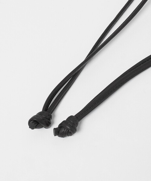 UNITED ARROWS(ユナイテッドアローズ)の「UNFINISHED LEATHER/アンフィニッシュドレザー 巾着ショルダーバッグ(ショルダーバッグ・メンズ・ブラック・FREE)」の5枚目の写真