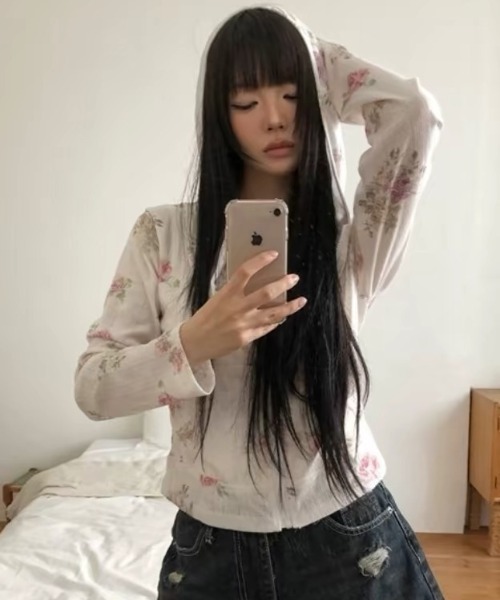 Vipoa（ヴィポア）の「Floral Pointelle Hoodie（パーカー・レディース・ホワイト系その他・FREE）」の2枚目の写真