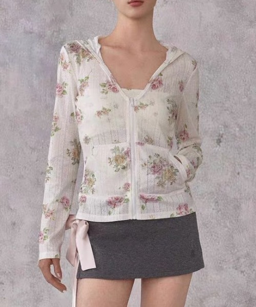 Vipoa（ヴィポア）の「Floral Pointelle Hoodie（パーカー・レディース・ホワイト系その他・FREE）」の11枚目の写真