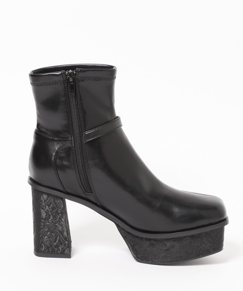 HARE（ハレ）の「ガラソールチャンキーブーツ(HARE)（ブーツ・レディース・ブラック/レッド/グレー・MEDIUM/LARGE/SMALL/X-LARGE）」の19枚目の写真