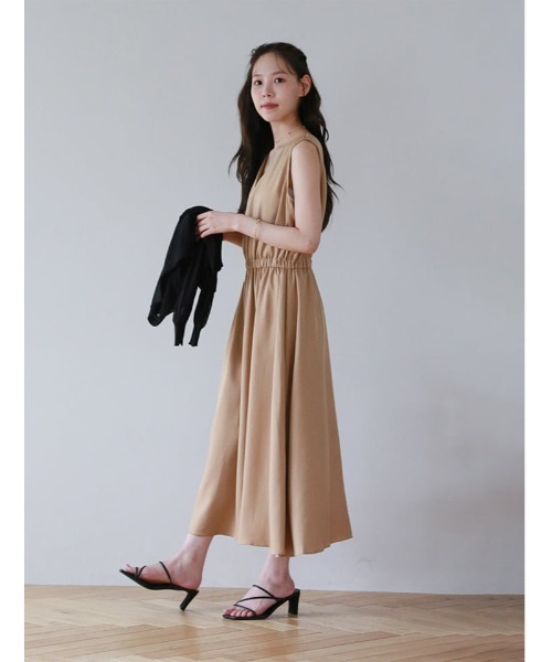 fifth(フィフス)の「バックリボンVネックノースリワンピース(ワンピース・レディース・ピンク/ベージュ/ブラック・M)」の17枚目の写真