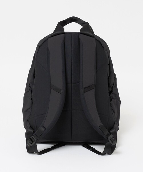 THE NORTH FACE(ザノースフェイス)の「<THE NORTH FACE>フィーカスパック/リュック(バックパック/リュック・レディース・ブラック/ライトグレー・FREE)」の7枚目の写真