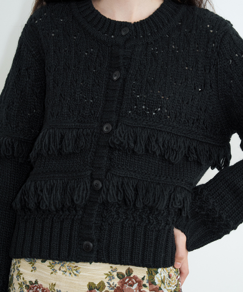 SINOON(シヌーン)の「Fringe Knit Cardigan (Black)(カーディガン/ボレロ・レディース・ブラック・FREE)」の3枚目の写真
