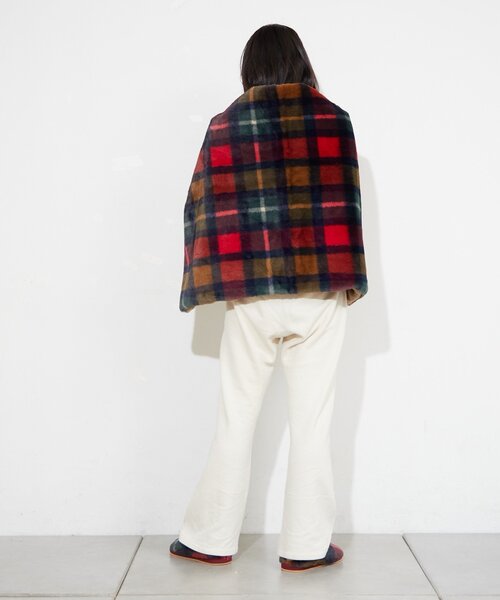 BIRTHDAY BAR(バースデイバー)の「チェックファーブランケット(ブランケット・レディース・レッド/ネイビー/イエロー・0)」の15枚目の写真