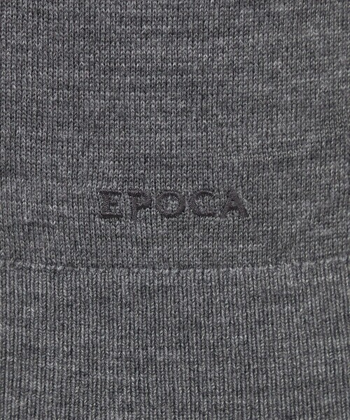 EPOCA(エポカ)の「スローウール タートルニットプルオーバー(ニット/セーター・レディース・オフホワイト/ブラック/チャコールグレー・40)」の5枚目の写真