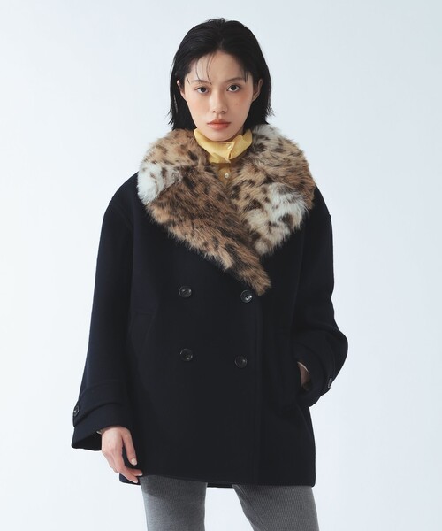 Ray BEAMS(レイビームス)の「フェイク ファーカラー ピーコート(ピーコート・レディース・ダークブラウン/ネイビー・0/1)」の6枚目の写真
