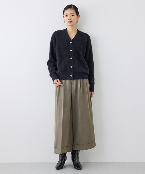 ROPE'（ロペ）の「フォックスカシミヤポケット付きVネックカーディガン（カーディガン/ボレロ・レディース・ベージュ/サックスブルー/ブラウン/ネイビー・38）」の10枚目の写真