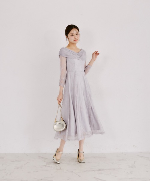 tocco closet（トッコ　クローゼット）の「ラメチュールケープドッキングレースワンピース（ワンピース・レディース・グレー/ベージュ×ブラック・M）」の4枚目の写真