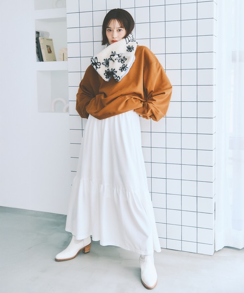 COLORME(カラーミー)の「【野崎智子 着用】ロゴ×カラースウェット(ユニセックス)(スウェット・レディース・グレー/ブラウン・FREE)」の9枚目の写真