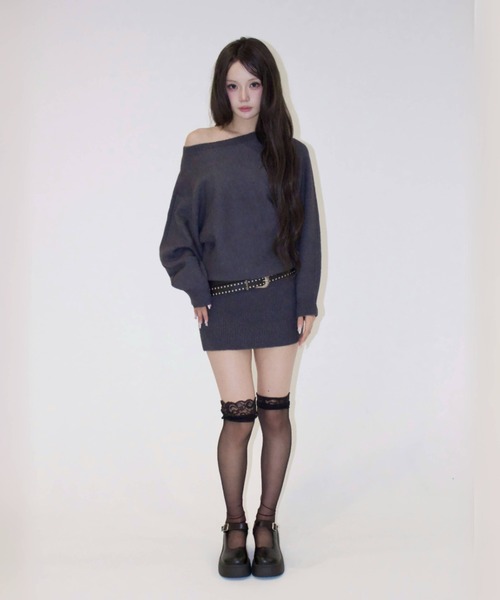 REINE NOIRE(レーヌノワール)の「Slouchy Mood Knit / スラウチー ムード ニット(ワンピース・レディース・グレー・FREE)」の9枚目の写真