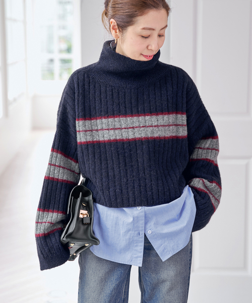 Spick & Span（スピックアンドスパン）の「マルチボーダーハイネックプルオーバー（ニット/セーター・レディース・ネイビー/チャコールグレー・FREE）」の10枚目の写真