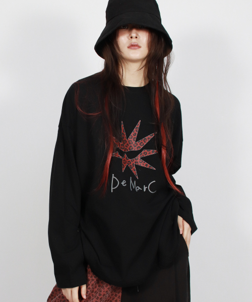 DEMARC(ドゥマーク)の「BOMB-STAR グラフィック長袖Tシャツ ブラック(Tシャツ/カットソー・レディース・その他・MEDIUM/LARGE)」の7枚目の写真