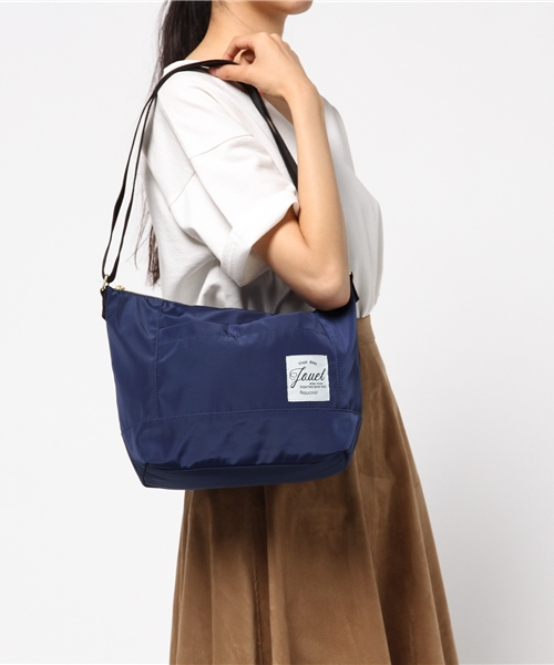 LuuNa（ルーナ）の「軽量 ナイロン ミニ ショルダー（ショルダーバッグ・レディース・ブラック/ネイビー/ライトグレー/グリーン/ライトピンク/グレイッシュブルー・FREE）」の13枚目の写真