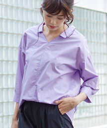 リブ イン コンフォート ゆるシルエットできゃしゃ見せ フロントインしているみたいなこなれスキッパー風プルオーバーシャツ