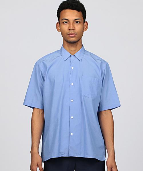 COMOLI(コモリ)の「COMOLI(コモリ) OPEN COLLAR SHIRTS(シャツ/ブラウス・メンズ・ケリー/ライトブルー・2/3)」の2枚目の写真