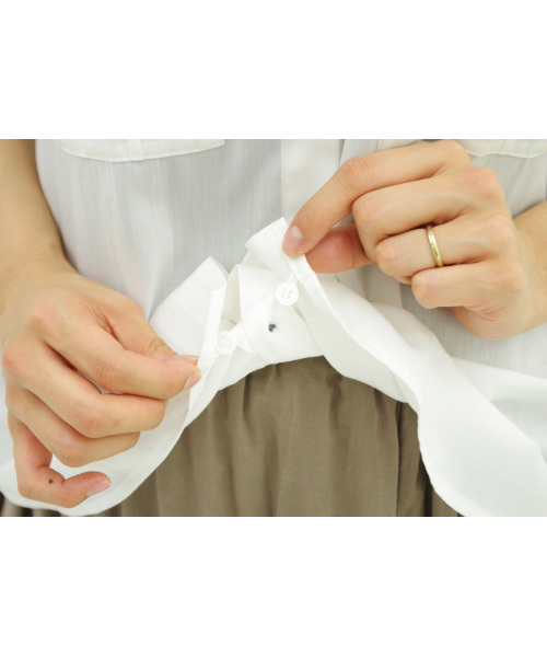 IEDIT（イディット）の「ララ・ステラ　ふんわりと風をはらむミモレ丈ギャザースカート（スカート・レディース・カーキ/ベージュ/パープル・SMALL/LARGE/MEDIUM/X-LARGE/XX-LARGE）」の5枚目の写真