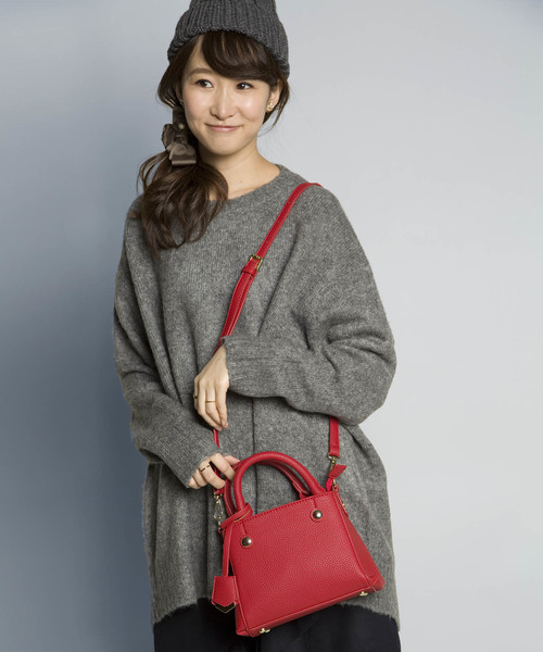 PLAIN CLOTHING(プレーンクロージング)の「スクエアハンドバッグ【PLAIN CLOTHING】(ショルダーバッグ・レディース・ネイビー/ダークグレー/レッド/キャメル/カーキ/ブラック・FREE)」の17枚目の写真
