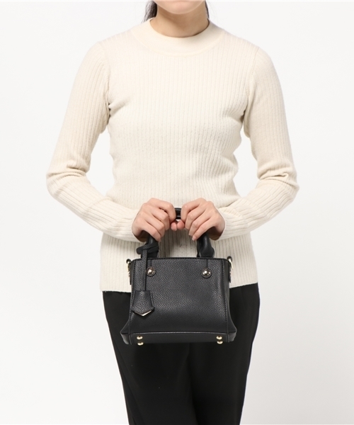 PLAIN CLOTHING(プレーンクロージング)の「スクエアハンドバッグ【PLAIN CLOTHING】(ショルダーバッグ・レディース・ネイビー/ダークグレー/レッド/キャメル/カーキ/ブラック・FREE)」の14枚目の写真
