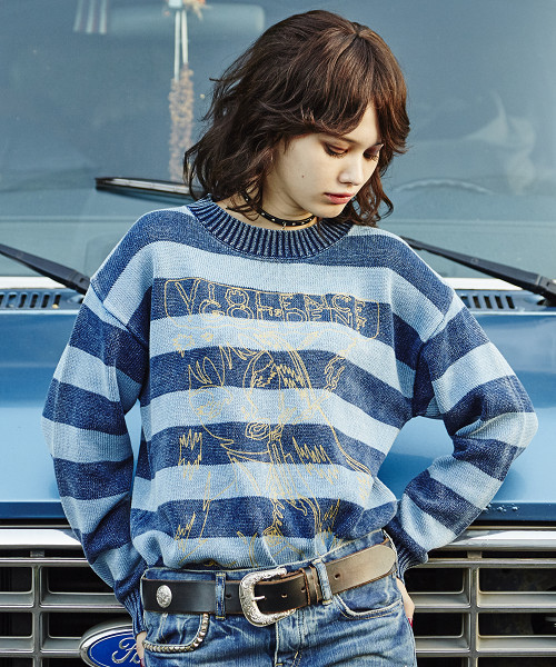 HYSTERIC GLAMOUR（ヒステリックグラマー）の「ORIGINAL BLUES×HYSTERIC DAM/NIAGARA刺繍プルオーバー（ニット/セーター・レディース・インディゴブルー/ブラック・FREE）」の2枚目の写真