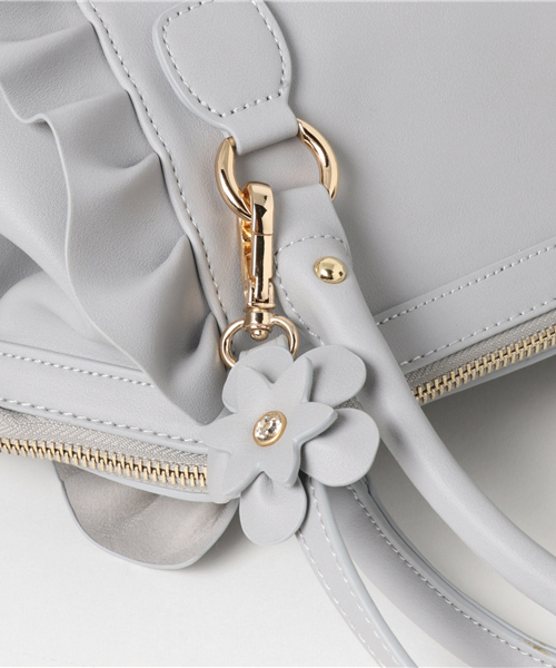 EDIT COLOGNE（エディットコロン）の「《EDIT CLOGNE》ワイドオープンバッグ（ショルダーバッグ・レディース・ベージュ/ホワイト系その他/グレー・ﾌﾘ-）」の7枚目の写真