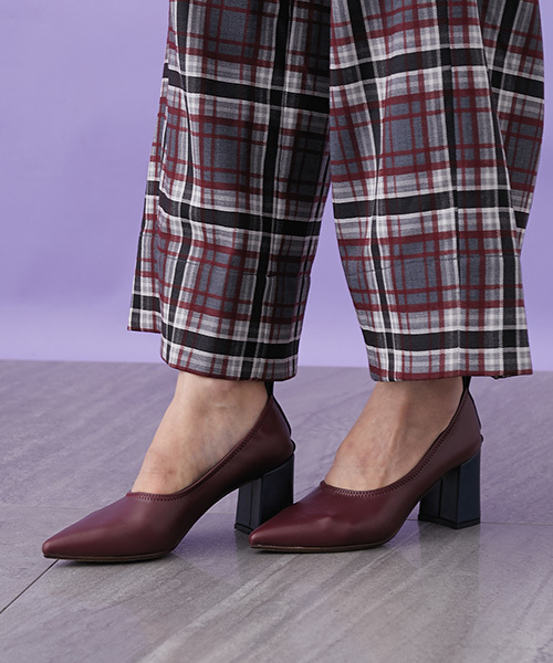 STUDIOUS（ステュディオス）の「【STUDIOUS】ポインテッドギャザーパンプス（パンプス・レディース・バーガンディー/ブラック/ネイビー・SMALL/MEDIUM/LARGE）」の11枚目の写真