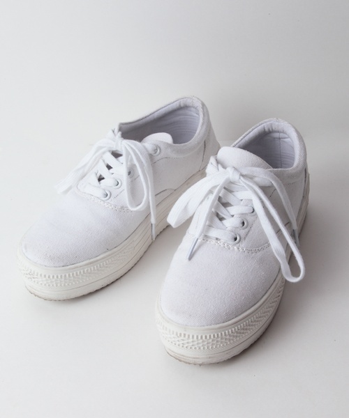 WEGO（ウィゴー）の「WEGO/厚底ローカットスニーカー（スニーカー・レディース・ホワイト/ブラック・23.5/24.5/23/25）」の10枚目の写真