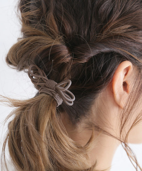 Esime(エシミー)の「ハンドメイドリボンヘアゴム 10個入りセット(ヘアゴム・レディース・ネイビー/パープル/ピンク/ワイン/ブラック/グレー/チョコ/カーキ/ミント/ピンク系その他/ピンク系その他2/ブルー/マスタード/パープル系その他/ダークブルー/ライトグレー/グリーン/ベージュ系その他/ブルー系その他/ブルー系その他2/ガンメタ/シルバー系その他/ゴールド/シルバー/バイオレット/アイボリー/レッド/イエロー/ベージュ/ピンク系その他3/パープル系その他2/ブラック系その他/シルバー系その他2/その他/ブルー系その他3/ブラック系その他2/レッド系その他/ゴールド系その他/ライトピンク/ピンク系その他4/ゴールド系その他2/A/E/B/C/D/F/G/H/I/J/K/M/L/ブラック系その他3/ブラック系その他4/ブラック系その他5/ベージュ系その他2/N/O/P/Q/R/S/ブラック系その他6・FREE)」の14枚目の写真