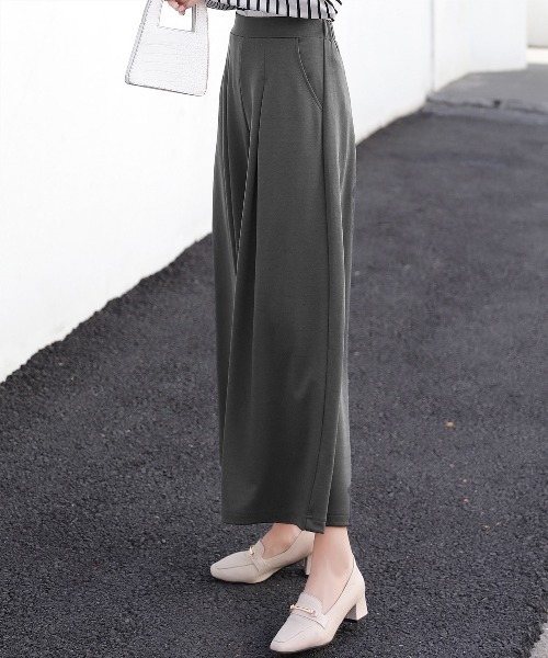DAY CLOSET（デイ クローゼット）の「スカーチョ きれいめシルエット 十分丈ワイドパンツ（その他パンツ・レディース・ブラック/ベージュ/ネイビー/グレー/チャコール/ライトベージュ/ダークブルー/ブラウン/モスグリーン/ダークブラウン・ONE SIZE）」の16枚目の写真