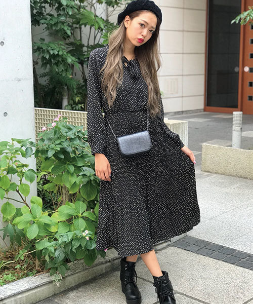 SPIGA（スピーガ）の「ﾎﾞｳﾀｲﾄﾞｯﾄﾛﾝｸﾞﾜﾝﾋﾟｰｽ（ワンピース・レディース・ホワイト/ブラック/レッド・FREE）」の10枚目の写真