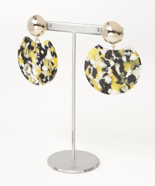 tone（トーン）の「【Blanche Neige】円欠けモチーフのピアス（ピアス（両耳用）・レディース・ライトブルー/ベージュ/ブラウン/ピンク/イエロー/ブルー/その他/クリア/マスタード/ブラウン系その他/オレンジ/グリーン系その他/ブルー系その他/ピンク系その他/シルバー系その他/ブラウン系その他2/ブラウン系その他3/パープル/ホワイト系その他・FREE）」の12枚目の写真