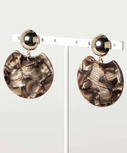 tone（トーン）の「【Blanche Neige】円欠けモチーフのピアス（ピアス（両耳用）・レディース・ライトブルー/ベージュ/ブラウン/ピンク/イエロー/ブルー/その他/クリア/マスタード/ブラウン系その他/オレンジ/グリーン系その他/ブルー系その他/ピンク系その他/シルバー系その他/ブラウン系その他2/ブラウン系その他3/パープル/ホワイト系その他・FREE）」の6枚目の写真