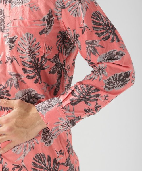 BAYFLOW(ベイフロー)の「コットンヒラオリソウガラシャツ/LS(シャツ/ブラウス・メンズ・レッド/ブルー・SMALL/MEDIUM/LARGE)」の9枚目の写真