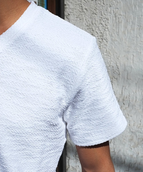 GOSTAR DE FUGA（ゴスタール ジフーガ）の「ランダムツイスト半袖VネックTシャツ/カットソー（Tシャツ/カットソー・メンズ・ホワイト/ブラック/ミックスグレー・M/L）」の15枚目の写真