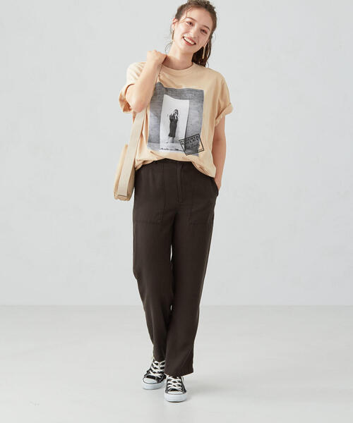 green label relaxing（グリーンレーベルリラクシング）の「SC ROBERTA BAYLEY ショートスリーブ Tシャツ（Tシャツ/カットソー・レディース・ホワイト/その他1/ブラック/その他2/ベージュ・FREE）」の10枚目の写真